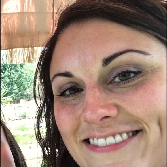 Meet your Posher, Kelly - Picture 1 of 1